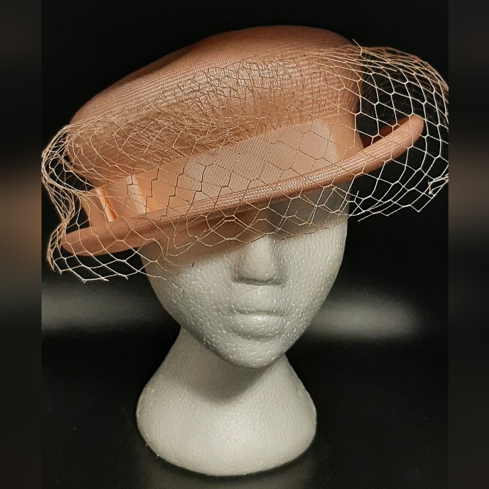 Pretty Pink Summer Women's Hat with Band Bow & Veil Short Brim Vintage